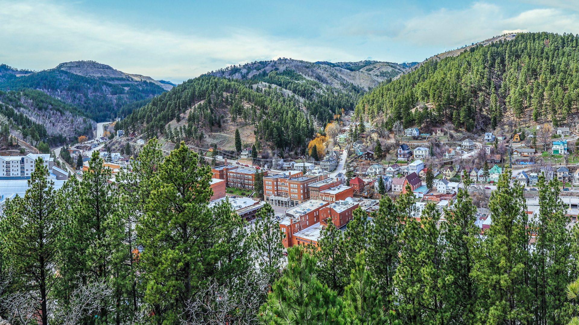 How to Spend a Long Weekend in the Black Hills